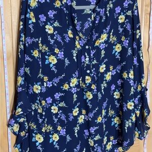 Counterparts Floral Navy Blouse. Flowy, light, whimsical